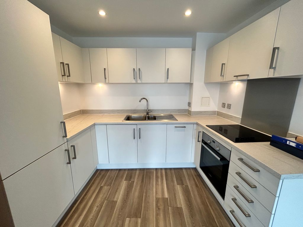 Property photo 2 of 10 7