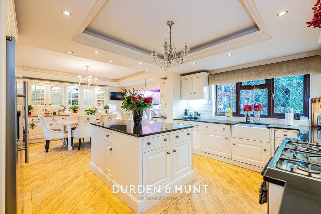 Property photo 3 of 47 Mount-36.Jpg