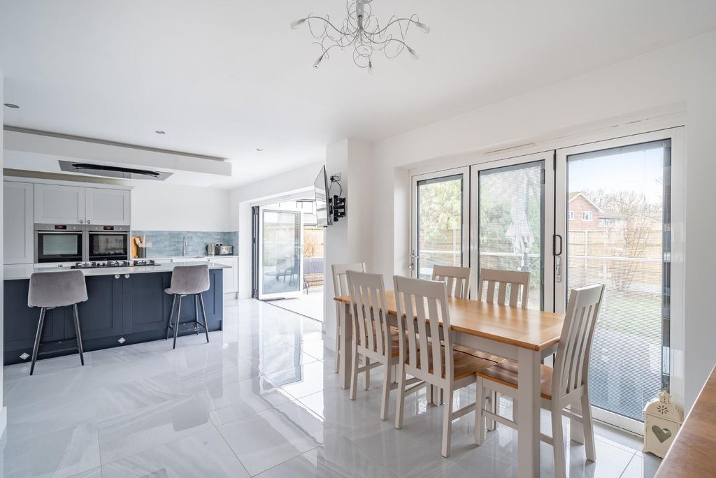 Property photo 3 of 20 1235174 (4).Jpg