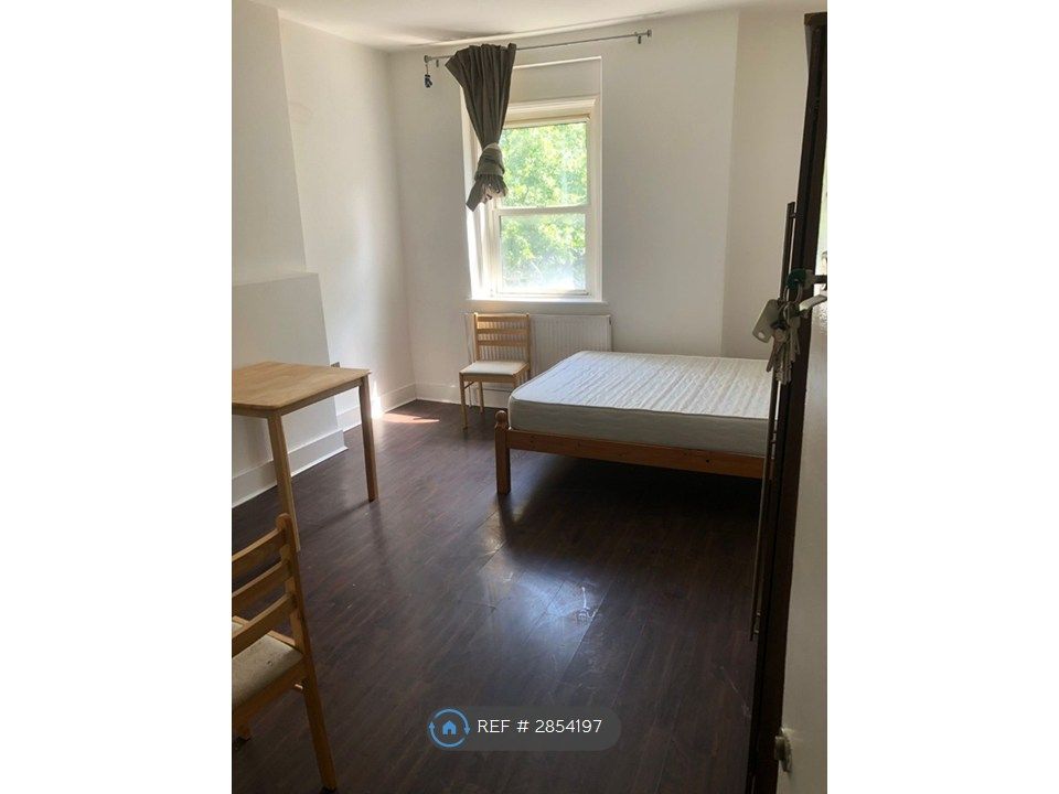 Property photo 1 of 4