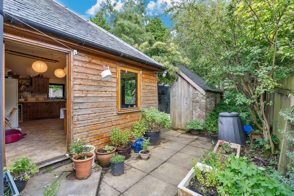 Property photo 2 of 19 Property Image 2