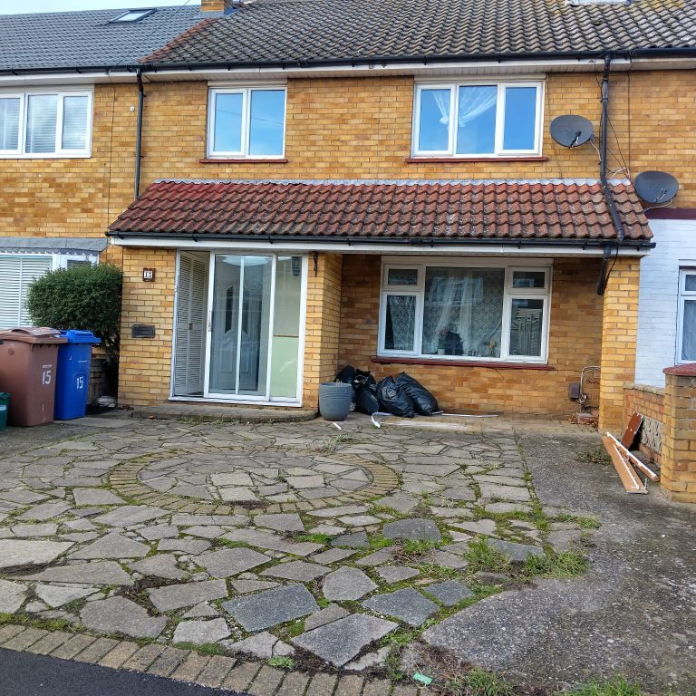 Property photo 1 of 7