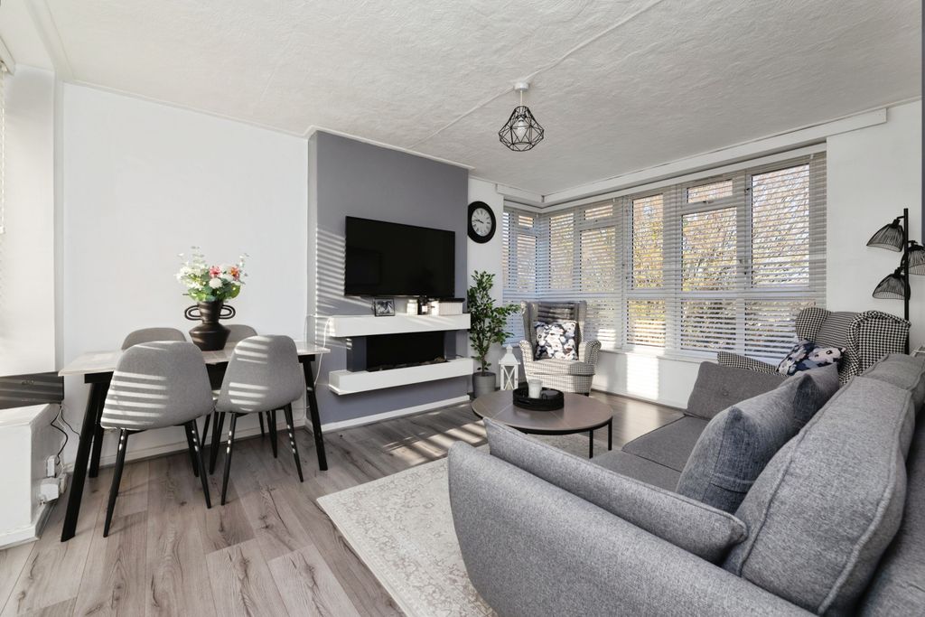 Property photo 1 of 15 Reception Room