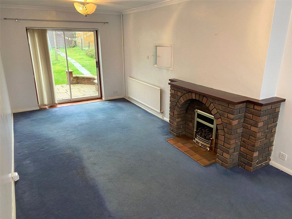 Property photo 2 of 7 Lounge