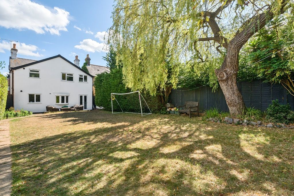 Property photo 1 of 18 Garden