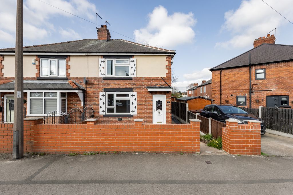 Property photo 1 of 20 3 Bedroom, Semi Detached