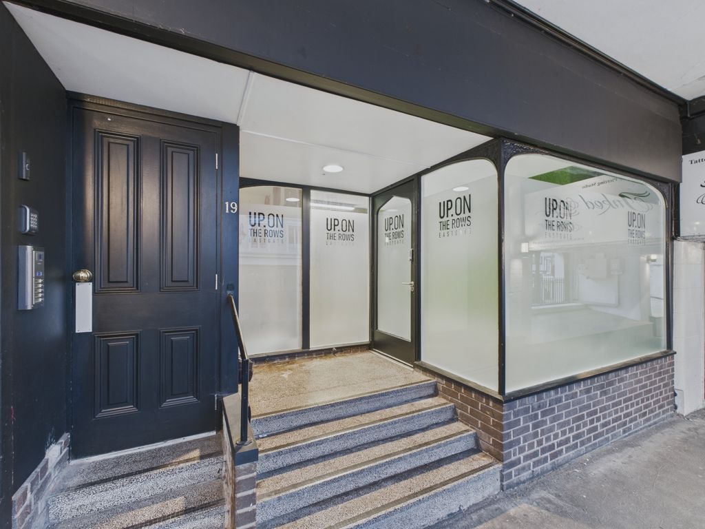 Property photo 1 of 8 Photo 7