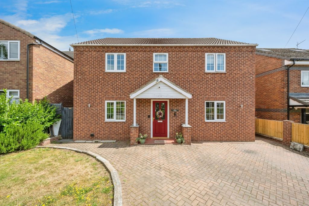 Property photo 1 of 16