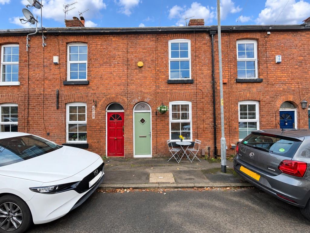 Property photo 1 of 17
