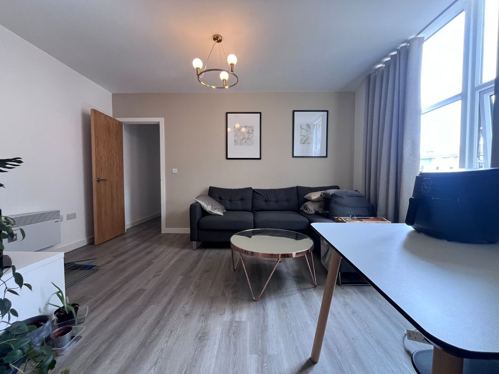 Property photo 2 of 14 Picture No. 06
