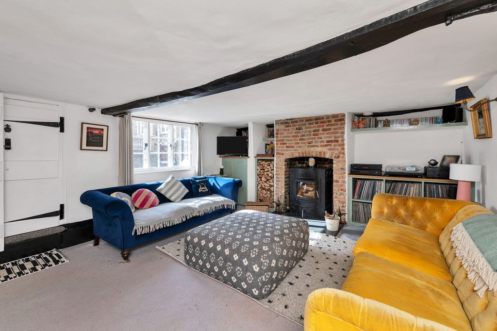 Property photo 2 of 15