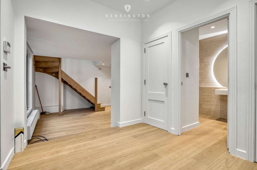 Property photo 3 of 38