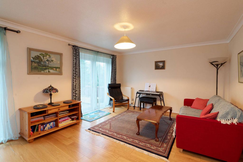 Property photo 2 of 19