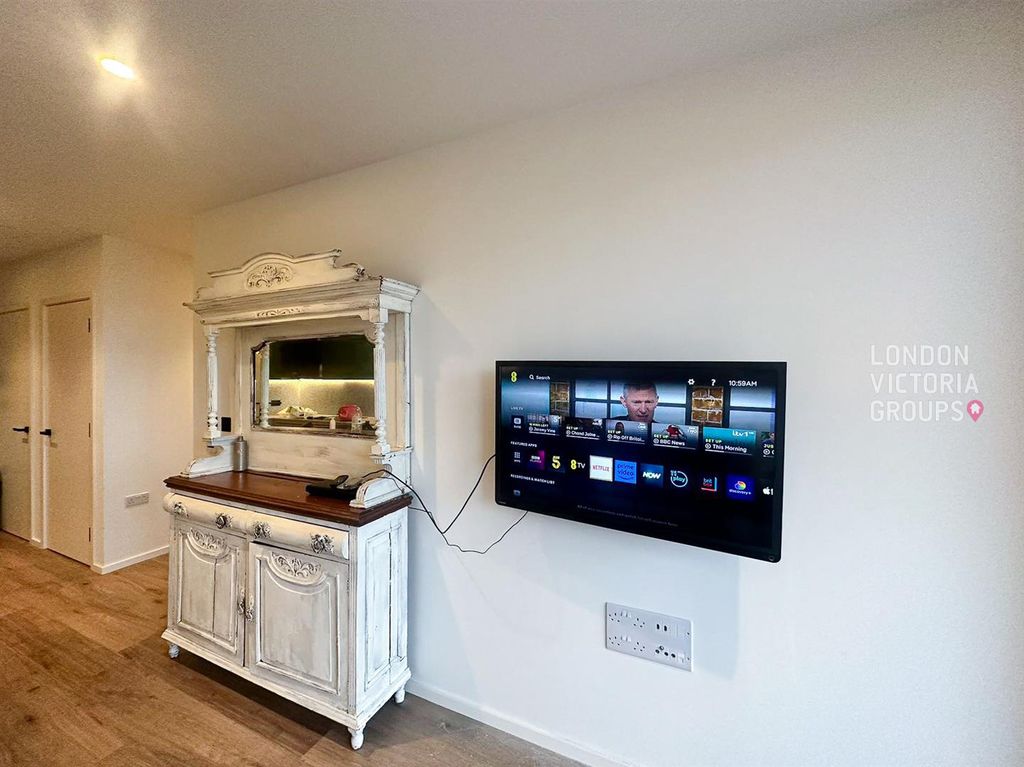 Property photo 2 of 10 1-1680.Jpg