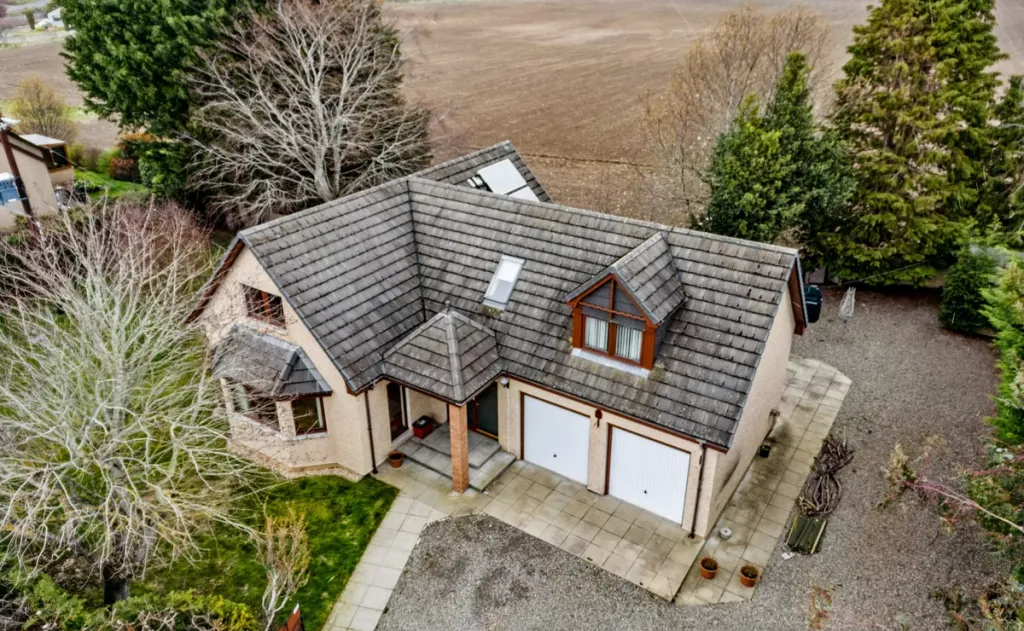 Property photo 1 of 34
