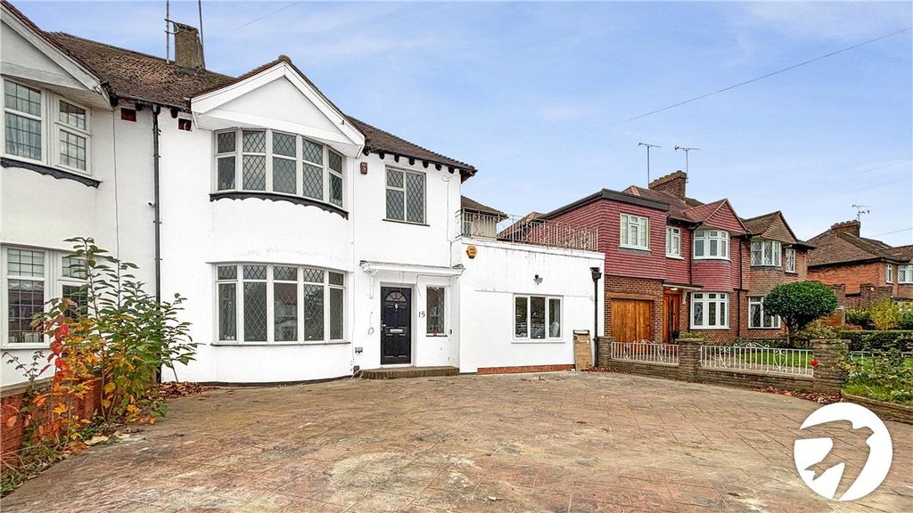 Property photo 3 of 21 Picture No. 23