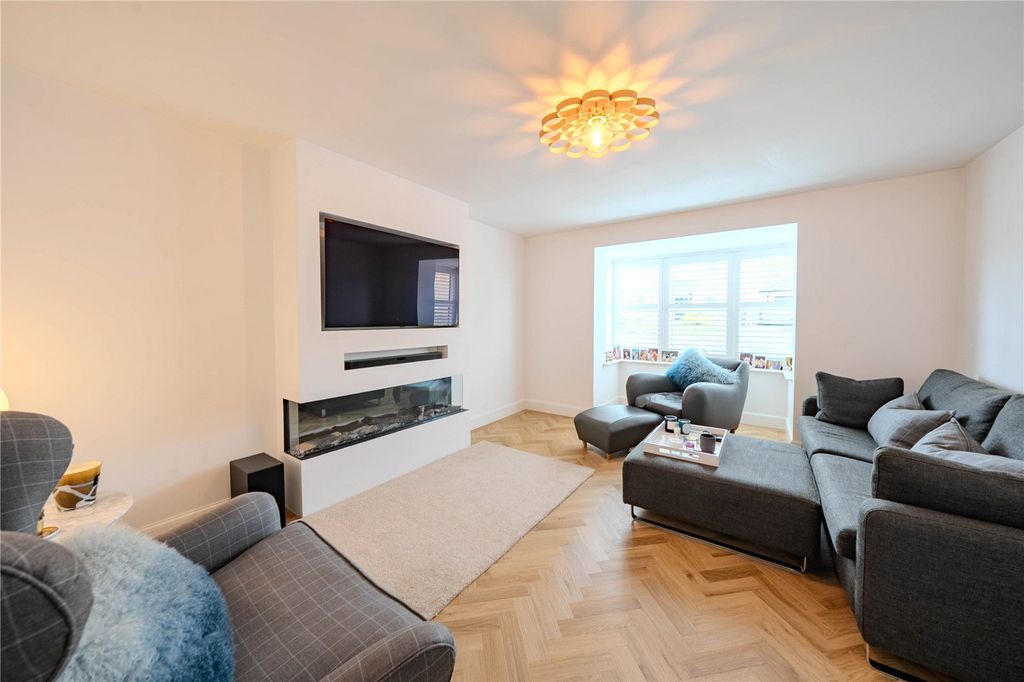 Property photo 2 of 14 Picture No. 01