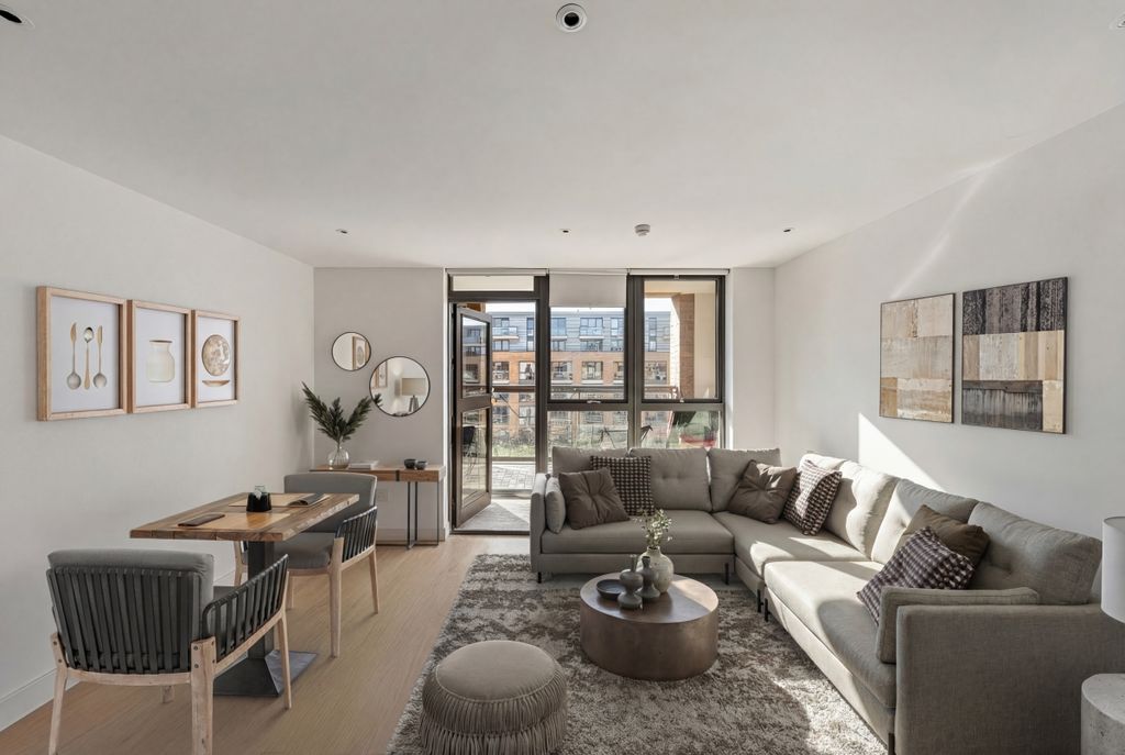 Property photo 1 of 6 Property_8E0B_094...