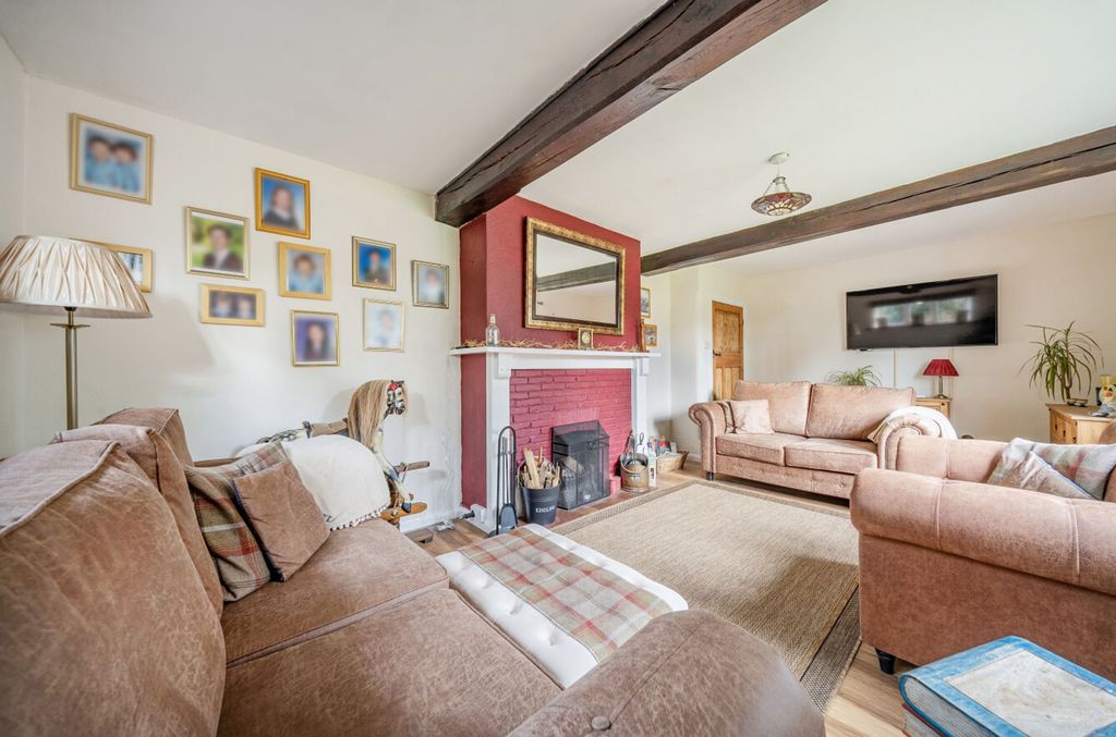 Property photo 3 of 23