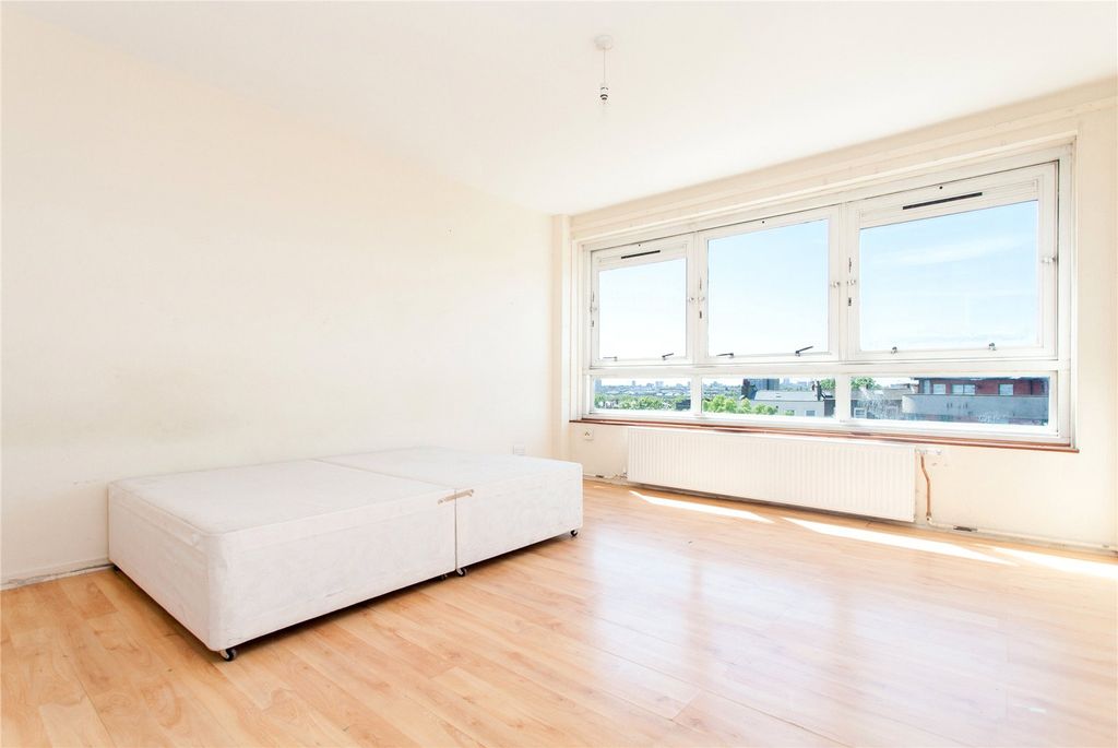 Property photo 3 of 7