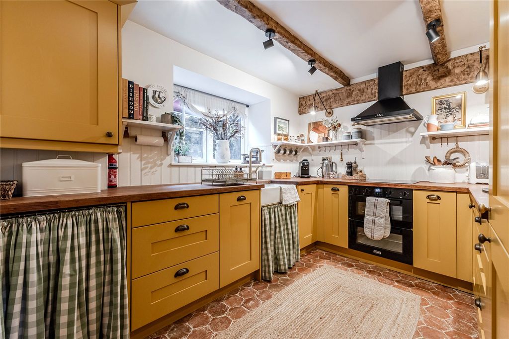 Property photo 3 of 21 Picture No. 3