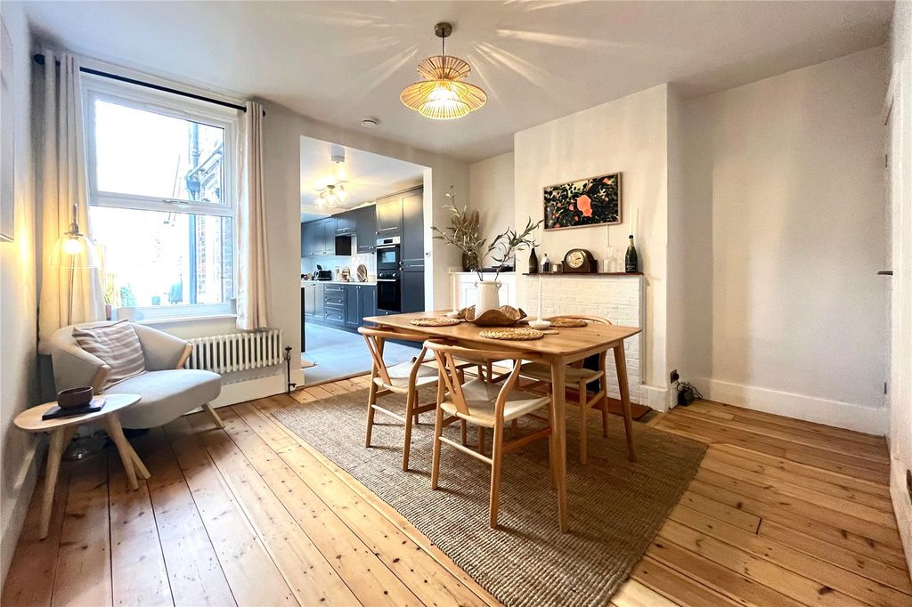 Property photo 3 of 12 Picture No. 08