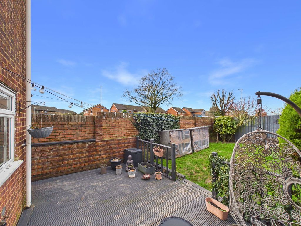 Property photo 3 of 11