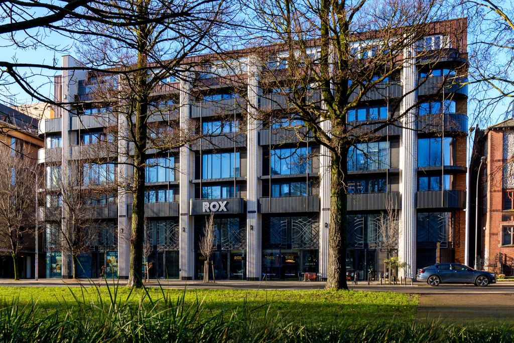 Property photo 2 of 22 4782212