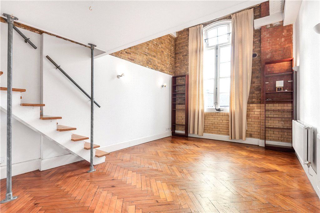 Property photo 1 of 11 Reception Room