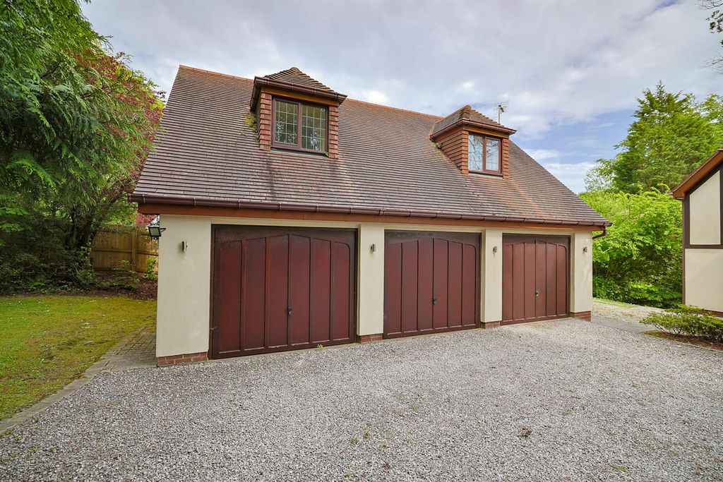 Additional image 47 of 6 bed detached house for sale325 Gower Road, Killay, Swansea SA2