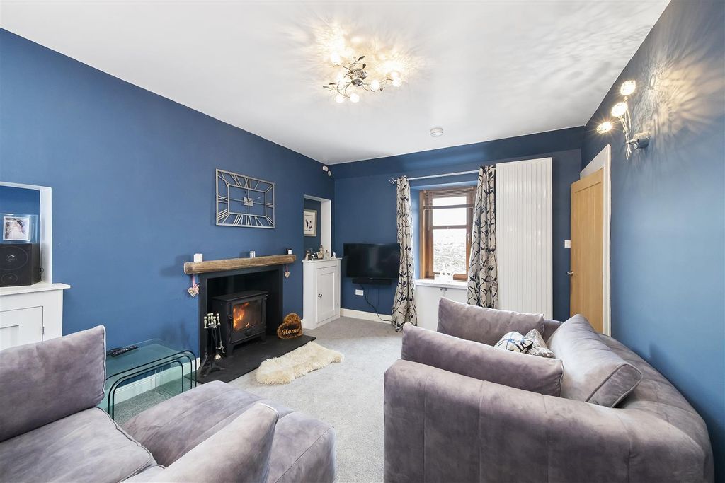 Property photo 3 of 36 Ex_Externals-20.Jpg