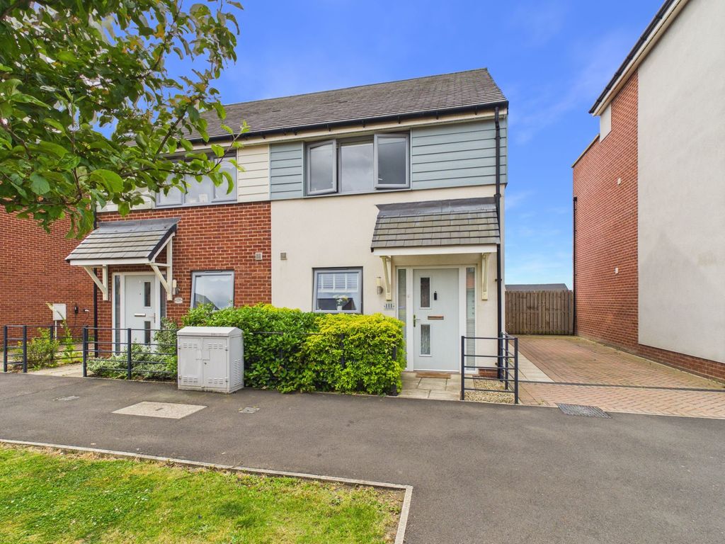 Property photo 1 of 12 External