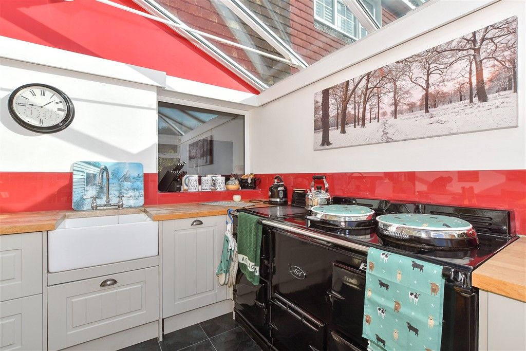 Property photo 1 of 14 Kitchen/Dining Room