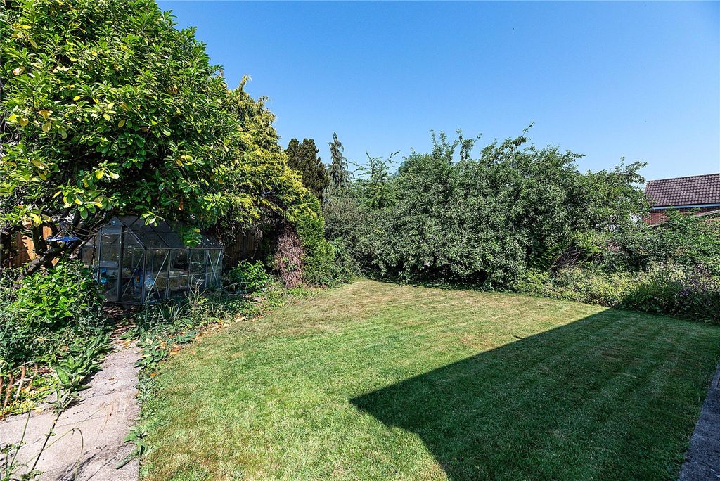 Property photo 3 of 23 Picture No. 06