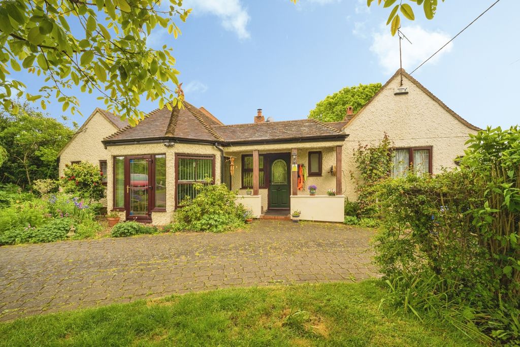 Property photo 1 of 18 Front