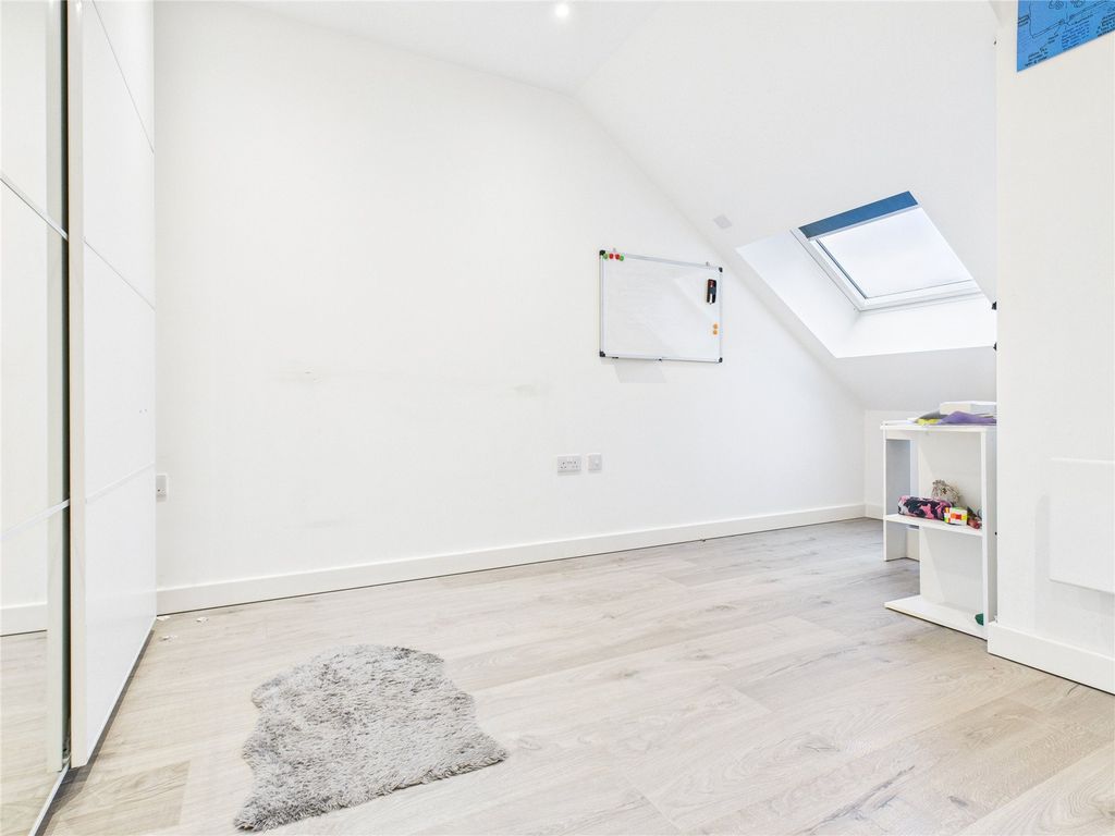 Property photo 3 of 12 Bedroom