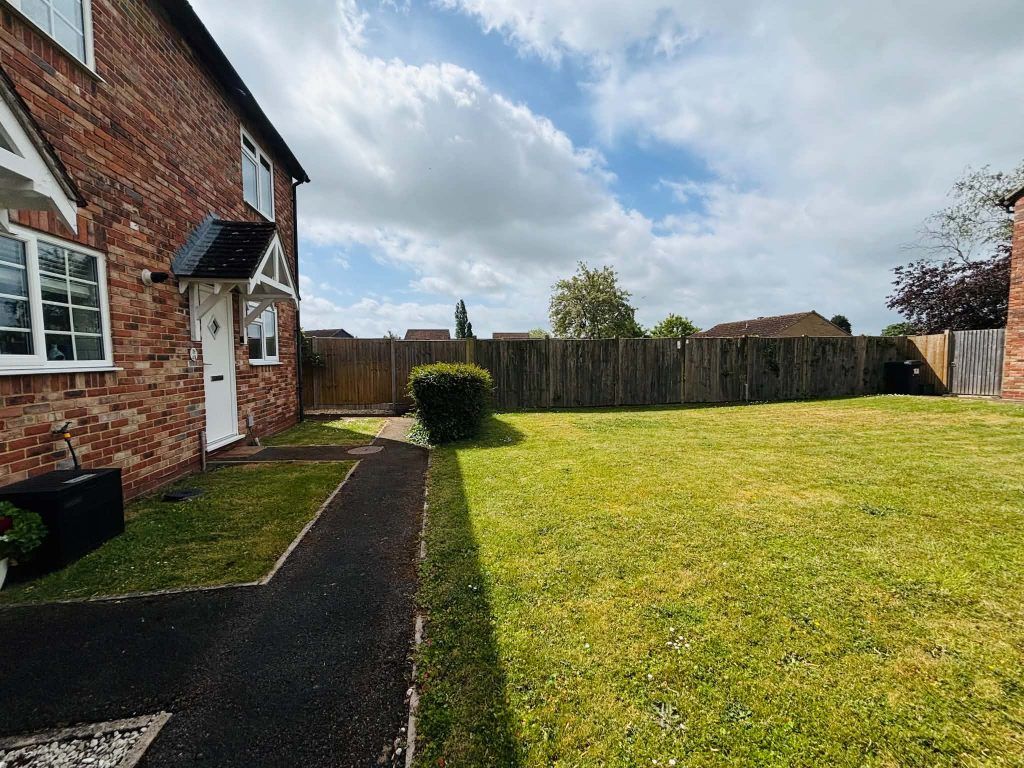 Property photo 2 of 10