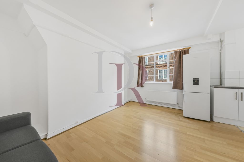 Property photo 3 of 17 Photo 17