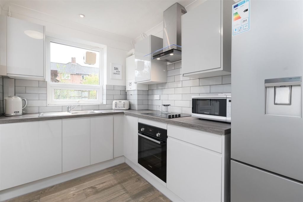 Property photo 1 of 9 96 Peckover Road - Norwich-Kitchen-3 (1).Jpg