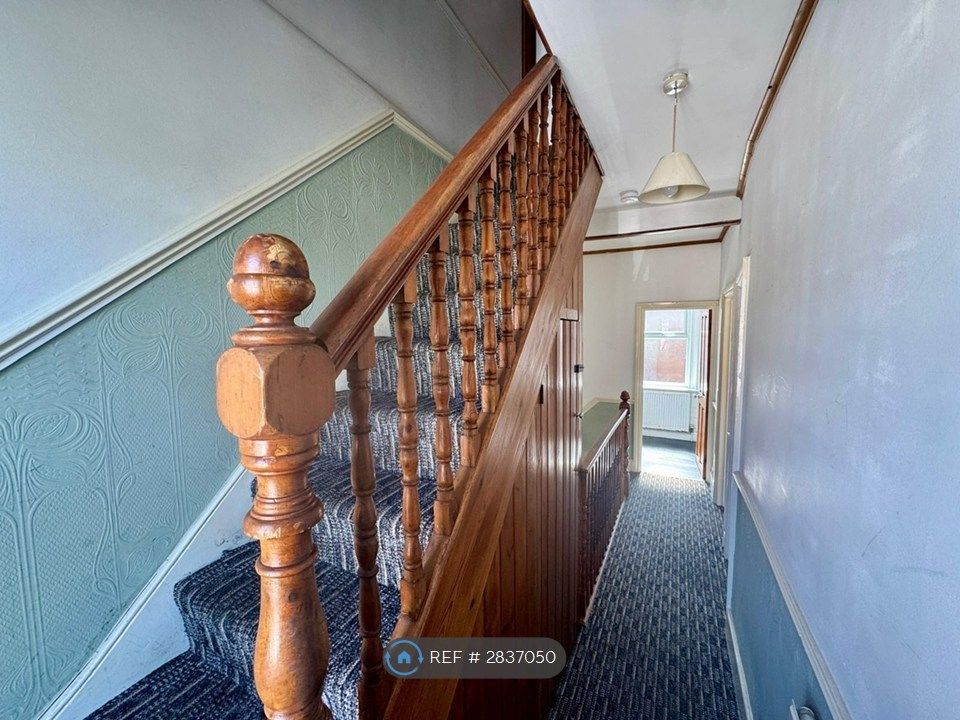 Property photo 3 of 15 Middle Floor Hallway