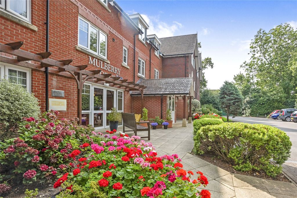 Property photo 1 of 15 Mulberry Lodge