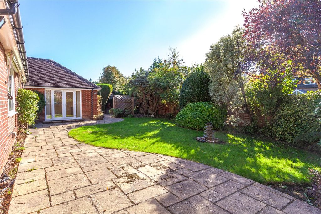 Property photo 2 of 17 Picture No. 06