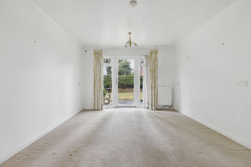 Property photo 3 of 16