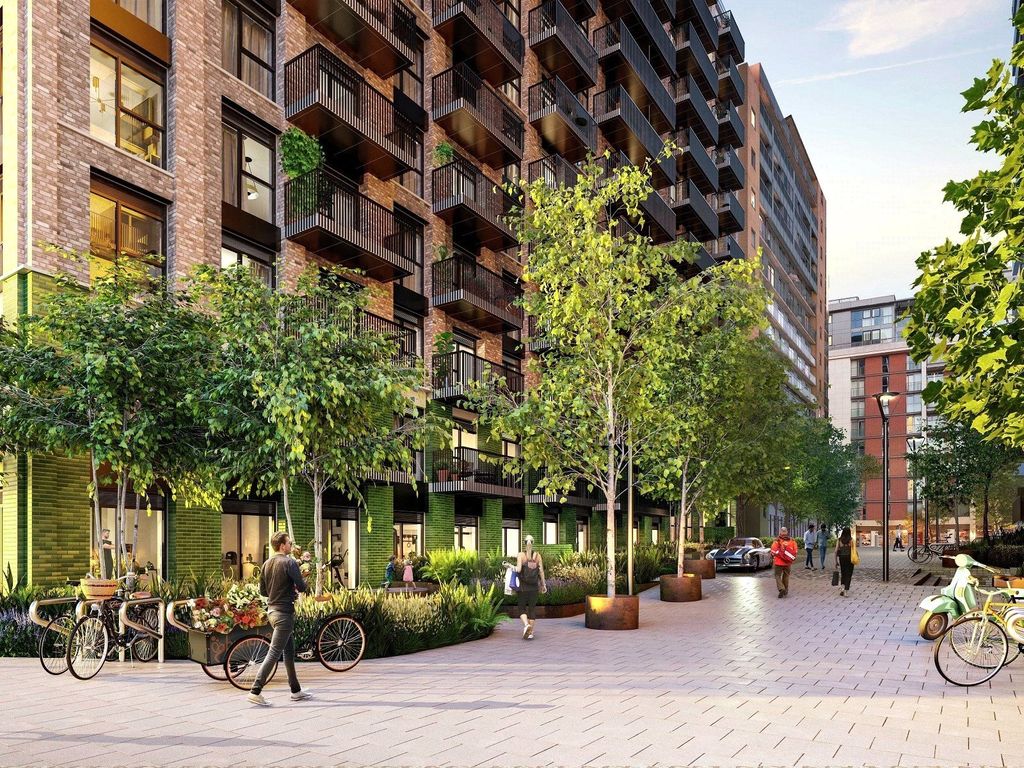 Property photo 2 of 10 Royal Eden Docks E16