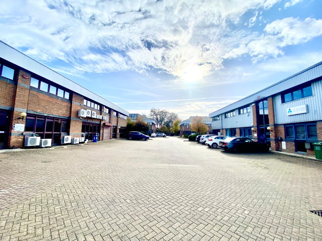 Property photo 3 of 8