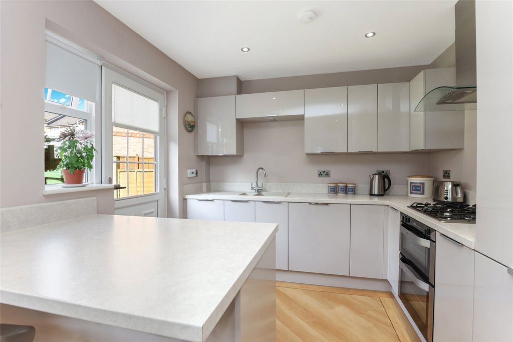 Property photo 3 of 15 Picture No. 05