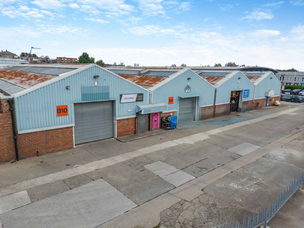 Property photo 3 of 10 8640168-20240918Astra Park17-V2