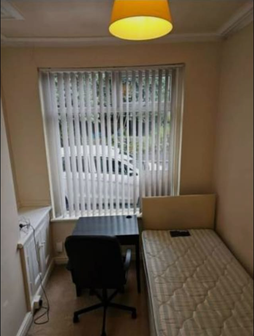 Property photo 2 of 5