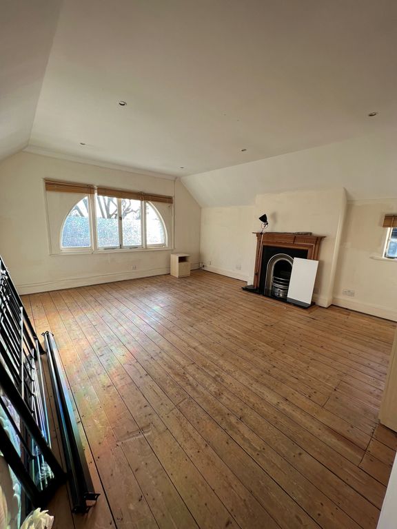 Property photo 3 of 3