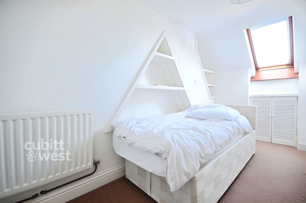 Property photo 2 of 5 34A9F5A7-Fileacce...